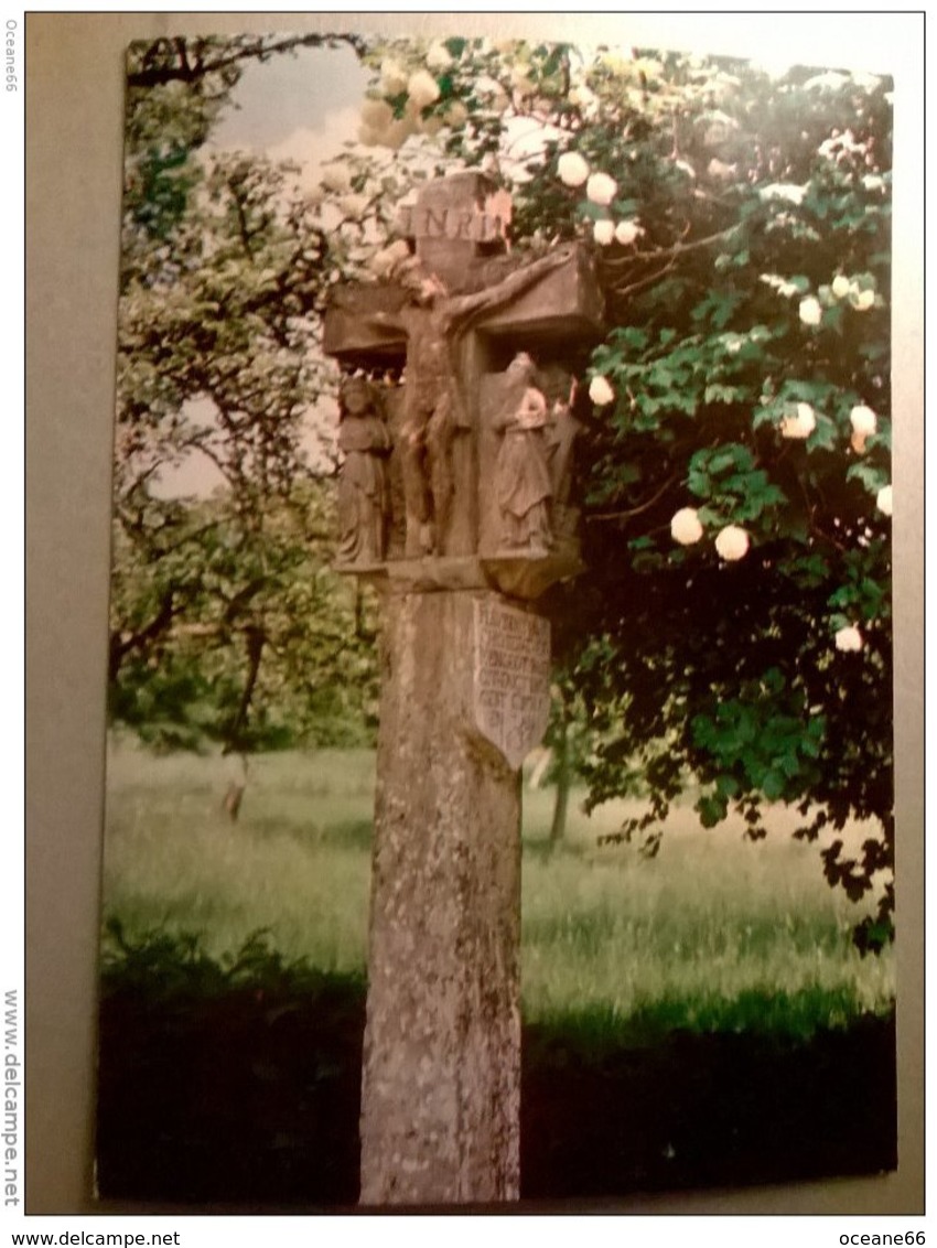 88 Mortagne Bruyeres Calvaire 1634 Bout Du Dessus Marie Et Jean Reçoivent Dans La Joie L'Esprit Saint - Bruyeres