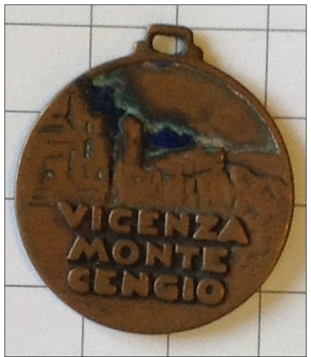 REGNO Medaglia / Distintivo - Medaglia ADUNATA GRANATIERI MONTE CENGIO / VICENZA 1938 - Armée De Terre