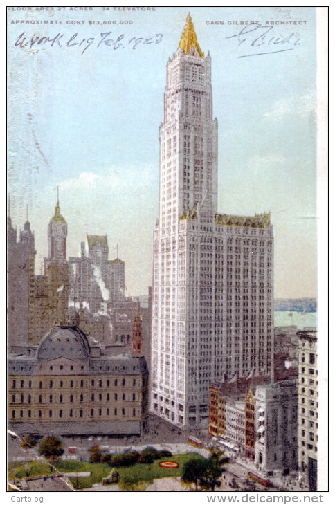 Woolworth Building. New York - Broadway