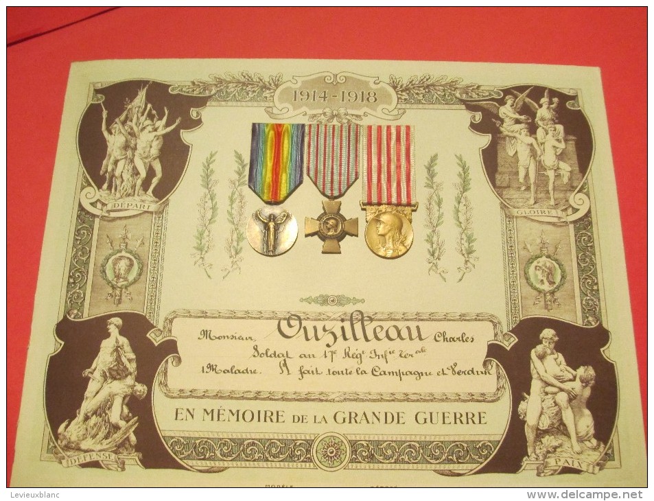 En Mémoire De La Grande Guerre/Présentoir De Décorations/+ 3  Médailles/17éme RI Territoriale// 1914-1918    DIP101 - Sonstige & Ohne Zuordnung