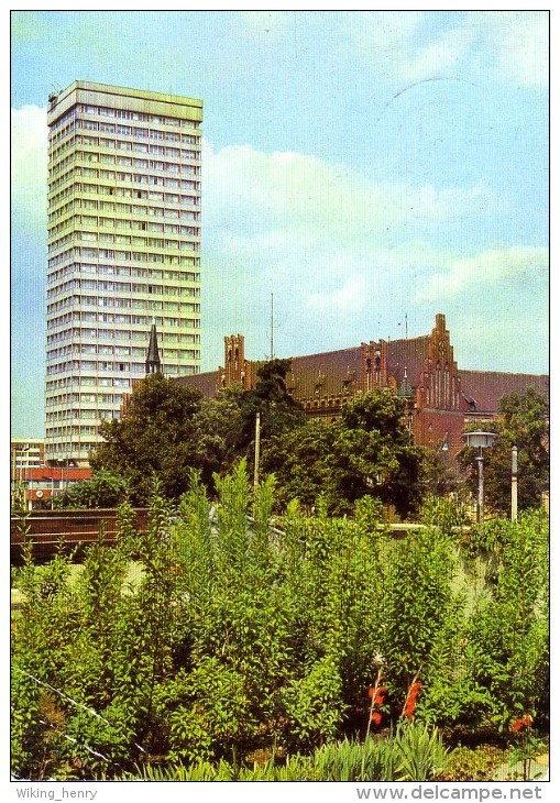 Frankfurt Oder - Hochhaus Und Jugendtouristenhotel - Frankfurt A. D. Oder