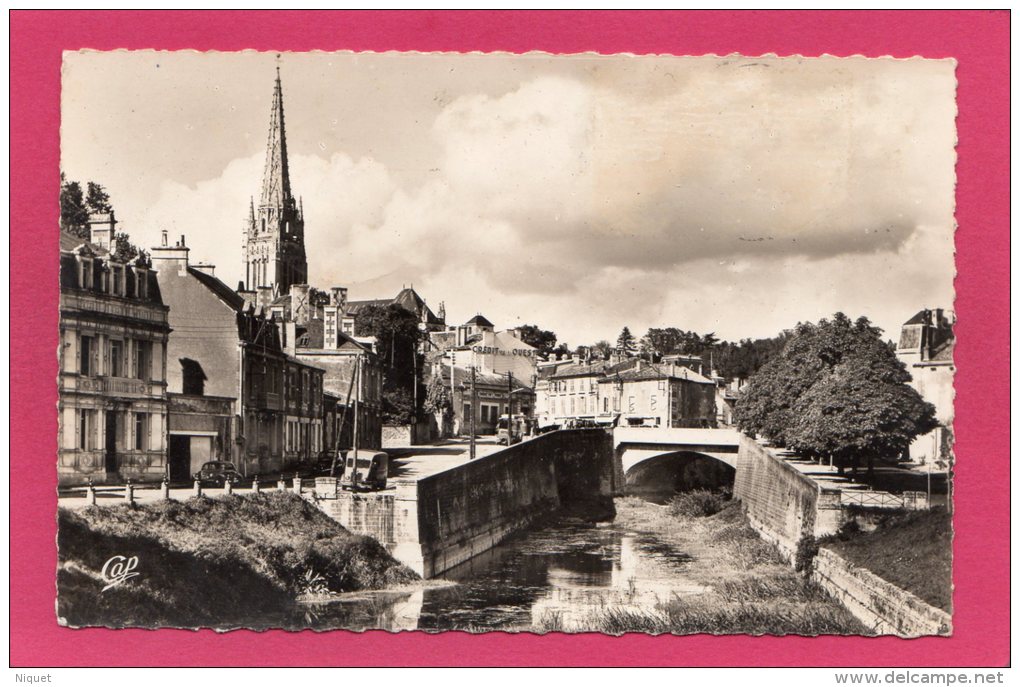 85 VENDEE FONTENAY-le-COMTE, Rives De La Vendée Vers Le Pont, 1956, (Cie Des Arts, Paris) - Fontenay Le Comte