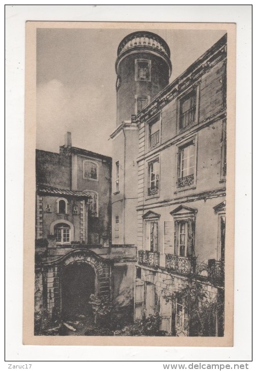 Carte Postale PONT SAINT ESPRIT ANCIEN HOTEL CHANSIERGUES  COUR D HONNEUR HENRI III DE VILLEPERDRIX DUC ANGOULEME GARD - Pont-Saint-Esprit