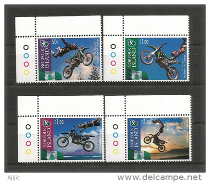 ILE NORFOLK (Océan Pacifique) Freestyle Motocross (Trans Tasman Challenge), 4 Timbres Neufs ** Bords De Feuille - Moto