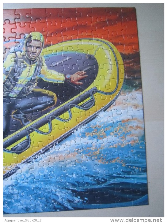 077 - PUZZLE MB -- ACTION MAN - 200 PIECES - Puzzles