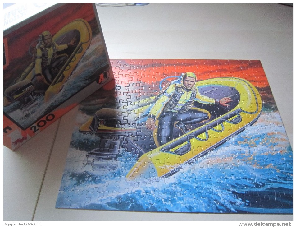 077 - PUZZLE MB -- ACTION MAN - 200 PIECES