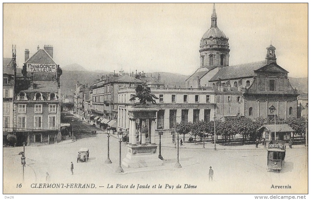 Clermont-Ferrand - La Place De Jaude Et Le Puy De Dôme - Tramway - Edition LL - Carte Arvernia N°16 Non Circulée - Clermont Ferrand