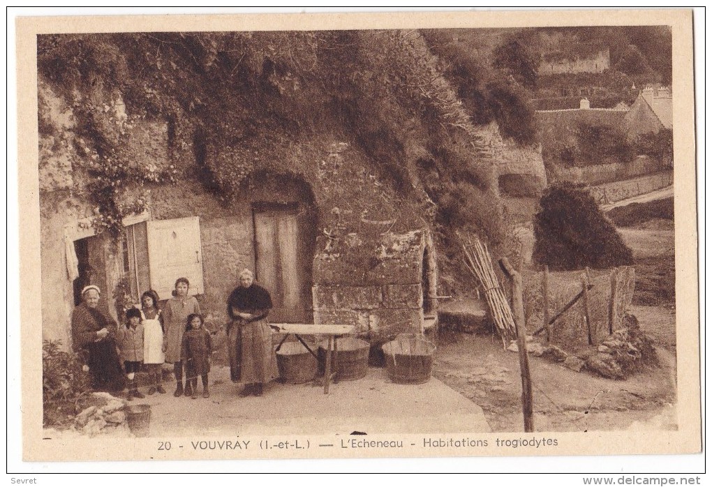VOUVRAY  - L'Echeneau - Abitations Troglodttes. - Vouvray