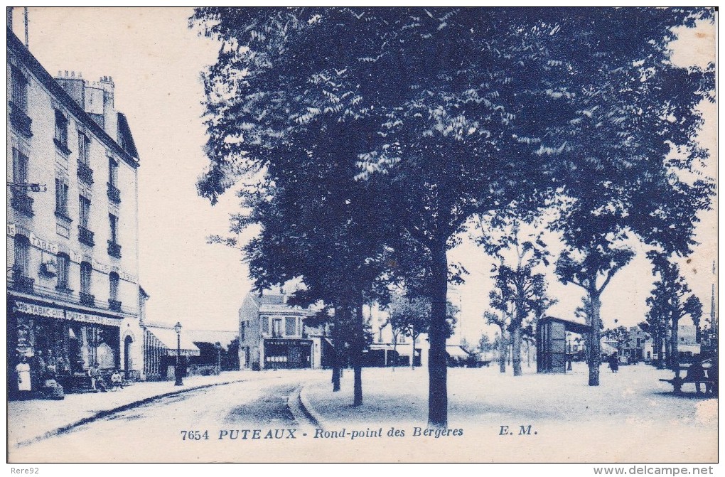 92 HAUTS DE SEINE PUTEAUX Rond Point Des Bergères Tabac - Puteaux