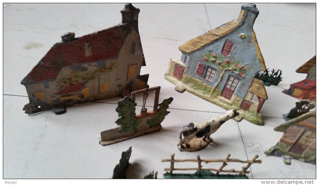 Lot D´anciens Accessoires, Figurines Pour Circuit De  Train, Ou Autre, Tous En Plomb,Etain, 19eme - Toy Memorabilia