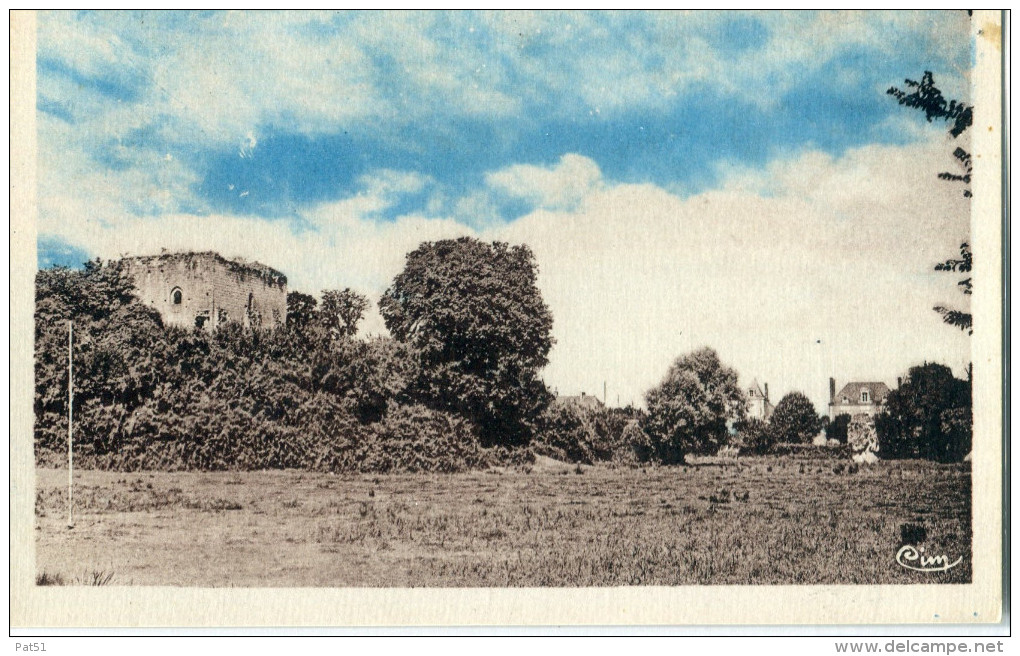 37 - Semblançay : Vieux Château Côté Est - Semblançay