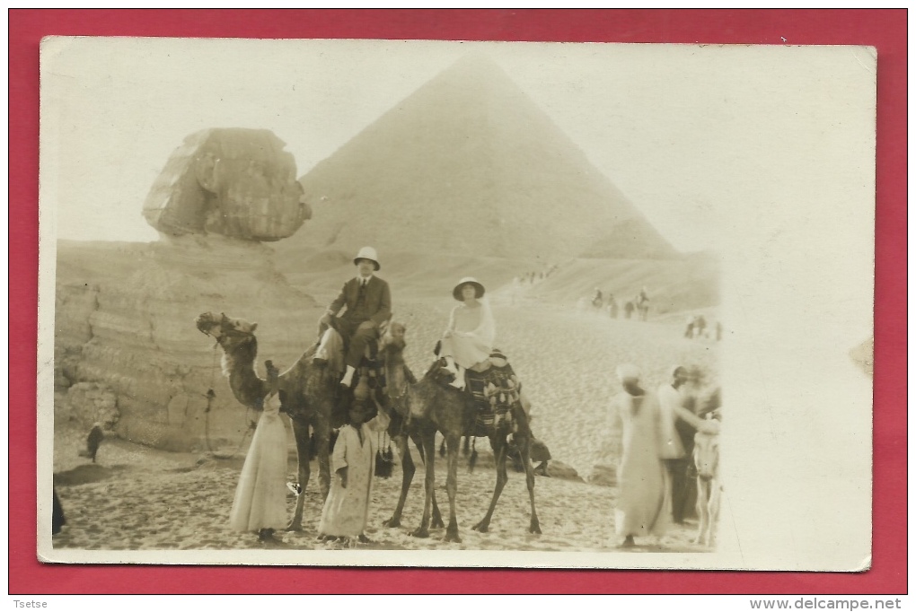 Egypte - Voyage D'un Couple En Dos De Dromadaire - Pyramide Et Sphinx - Juin 1929 - Superbe Carte-photo ( Voir Verso ) - Autres & Non Classés