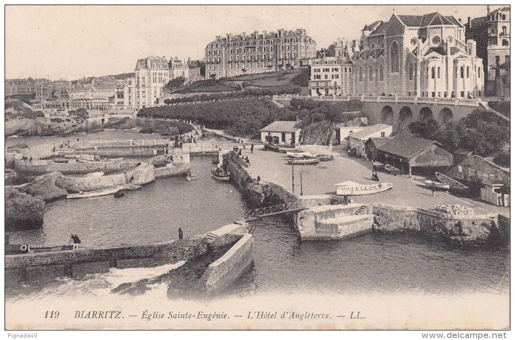 Cp , 64 , BIARRITZ , Église Sainte-Eugénie ,  L'Hôtel D'Angleterre - Bidache