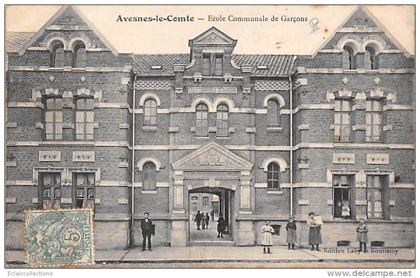 Avesnes Le Comte      62     Ecole Communale De Garçons - Avesnes Le Comte
