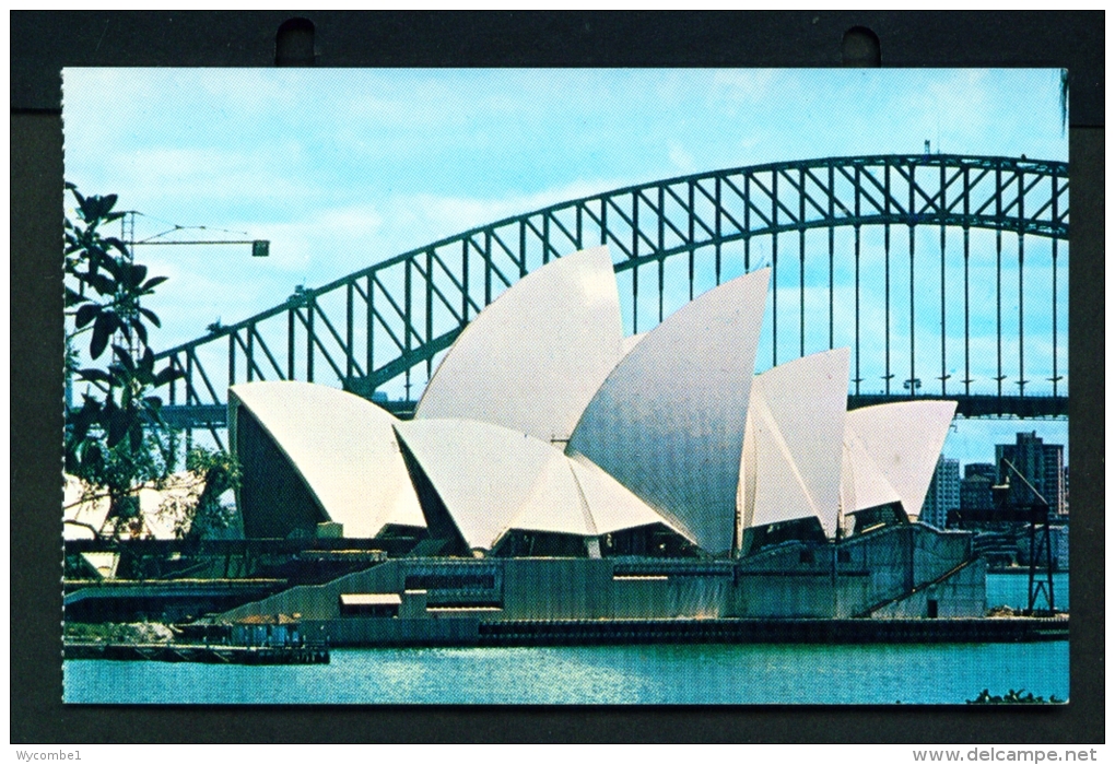 AUSTRALIA  -  Sydney Opera House  Unused Postcard - Sydney