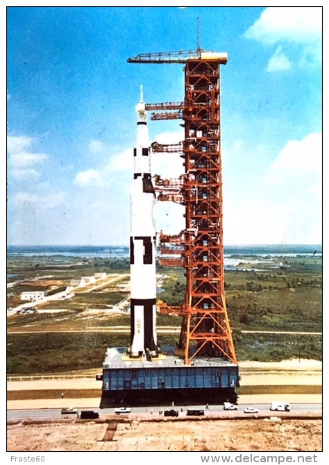 # U.S.A. - Fusée Saturne - Projet Apollo - Espace