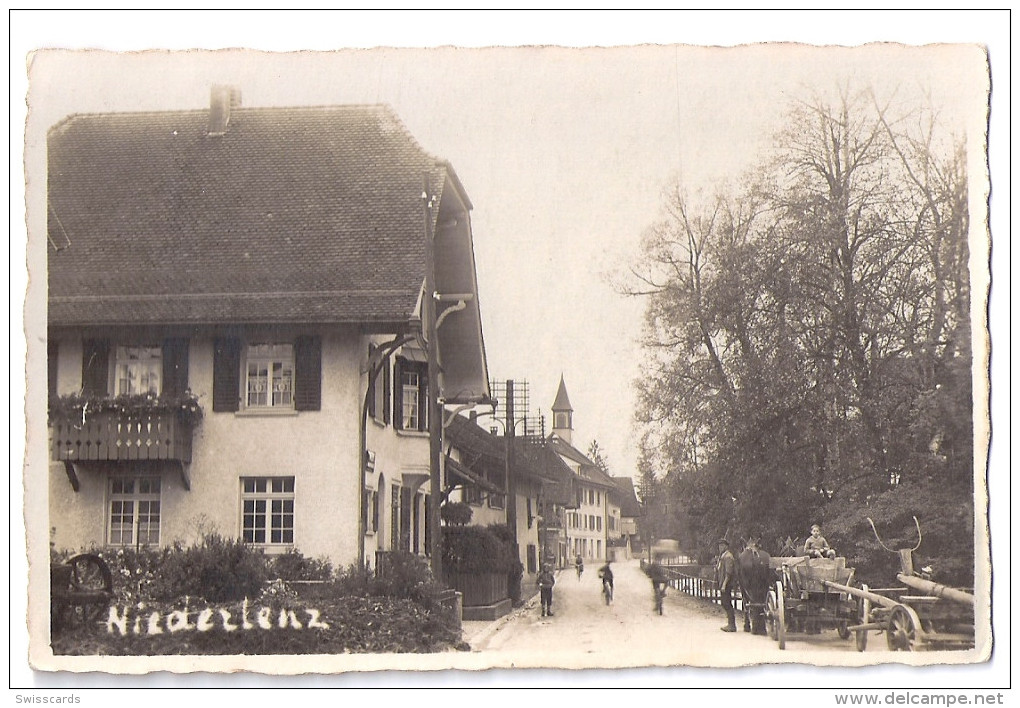 NIEDERLENZ: Animierte Dorfpassage, Pferde-Fuhrwerk, Echt-Foto-AK ~1920 - Autres & Non Classés