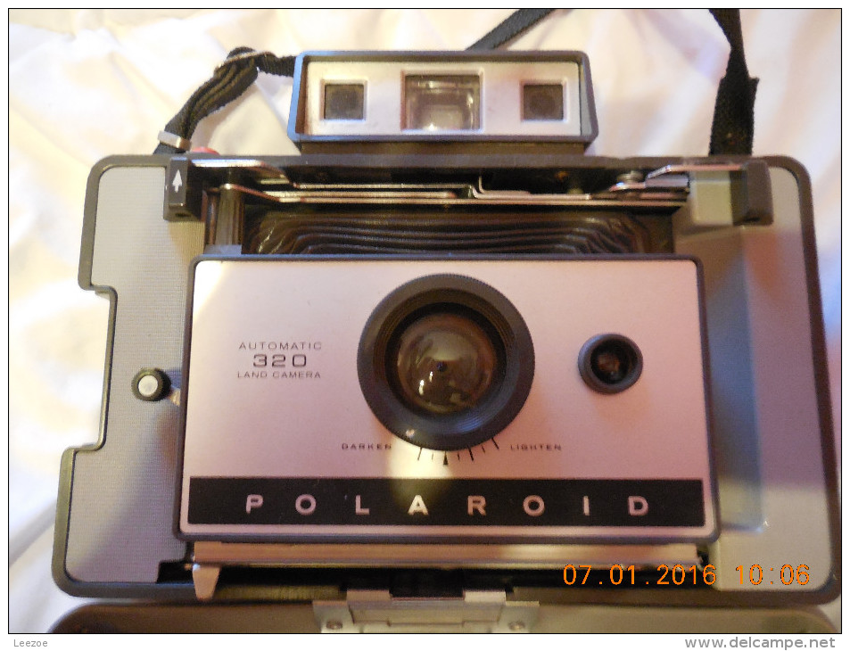 Appareil Photo Polaroid® 320, Appareil à Soufflet, Mise Au Point Télémétrique - Appareils Photo