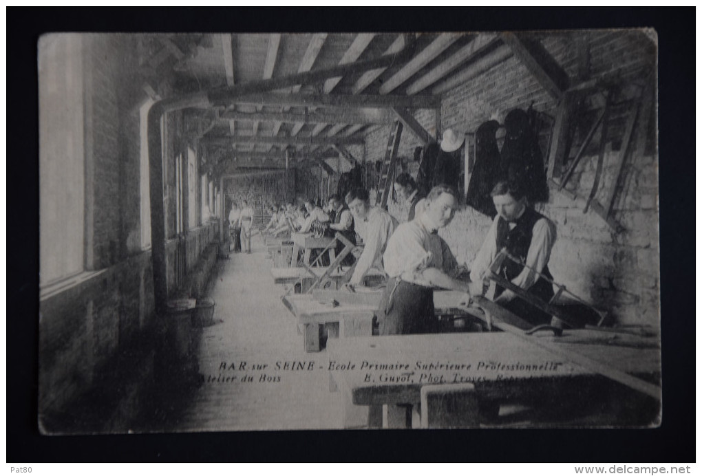 BAR SUR SEINE école Primaire Supérieure Professionnelle Atelier Du Bois Photo E. GUYOT - Bar-sur-Seine