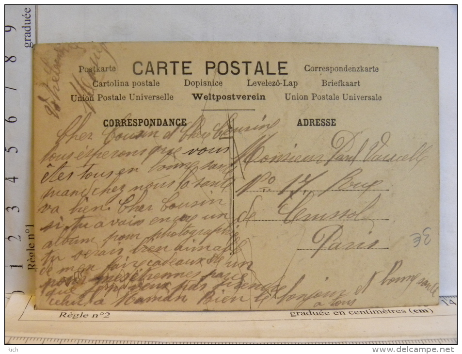 CPA Le Secret Des Timbres - - Stamps (pictures)