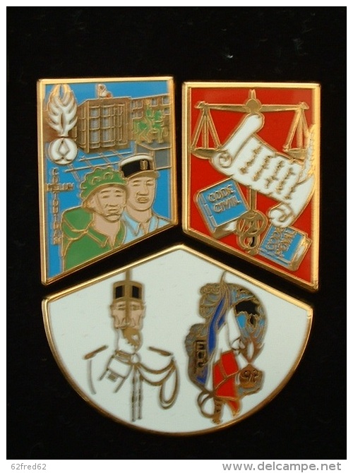 Pin´s GENDARMERIE - LOGO EOGN + PUZZLE DE 3 PIN'S - EOGN COËTQUIDAN MELUN  - BOUSSEMART - Army