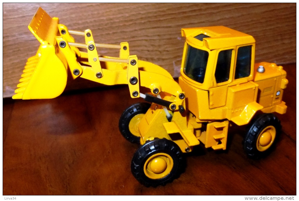 VEHICULES- ENGINS DE CHANTIER- JOAL- TRACTEUR CATERPILLAR  A ROUES AVEC GRAND GODET ARTICULÉ - MÉTAL- 2 SCANS - Camions, Bus Et Construction