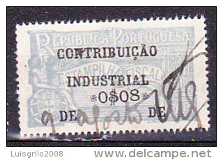 CONTRIBUIÇÃO INDUSTRIAL / ESTAMPILHA FISCAL - 0$08  Azul Claro - Used Stamps