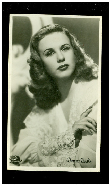 Artiste ( Pas Une Carte Postale - Geen Postkaart ) Chromo : Deanna Durbin - Actors