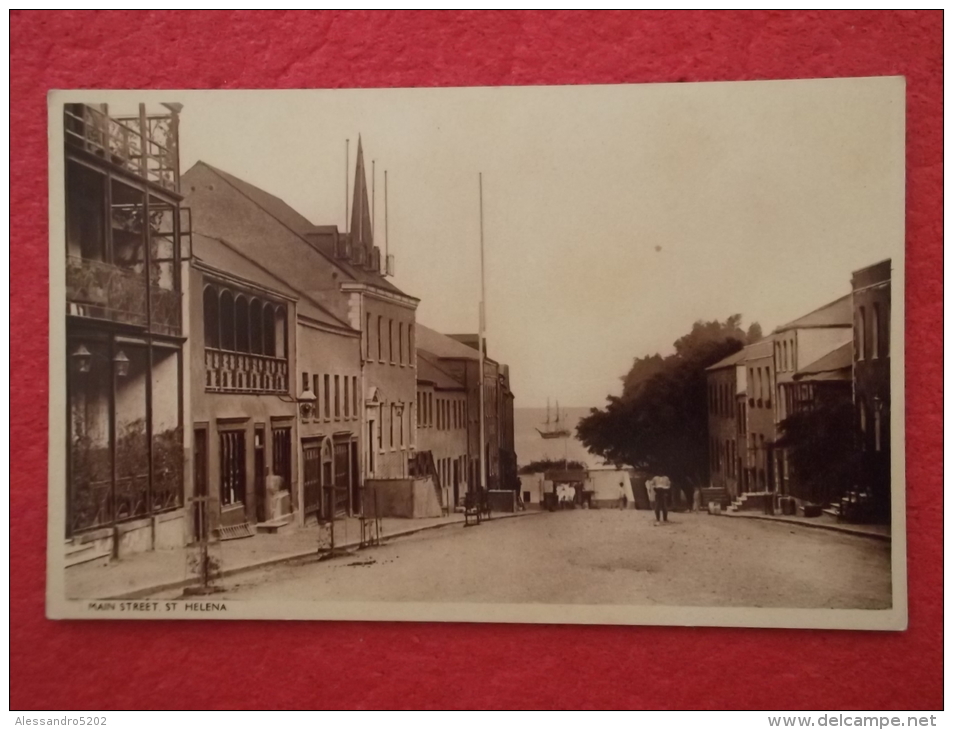 St. Helena Main Street - Sainte-Hélène