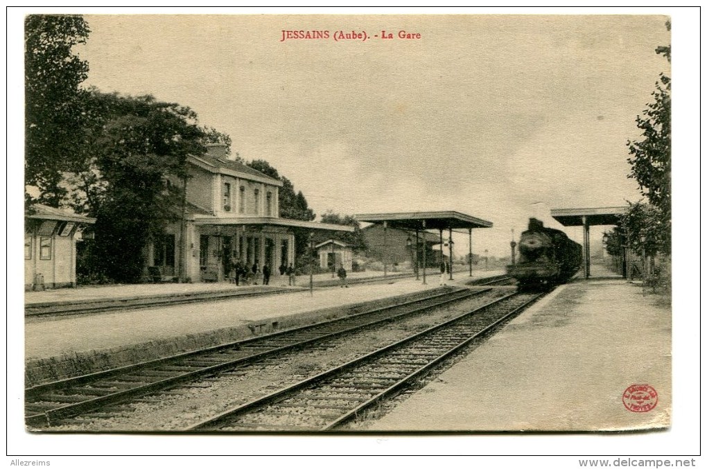 CPA  10  :   JESSAINS   La Gare Avec Train    VOIR   DESCRIPTIF  §§§ - Other & Unclassified