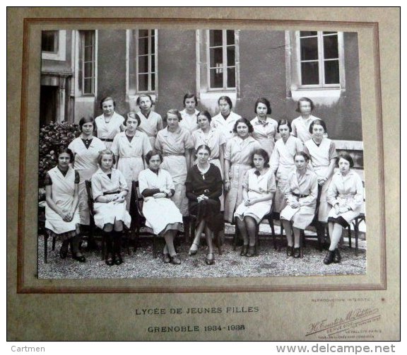 38 GRENOBLE LYCEE DE  JEUNES FILLES  PHOTO DE GROUPE ANNEE 1934/1935 - Grenoble