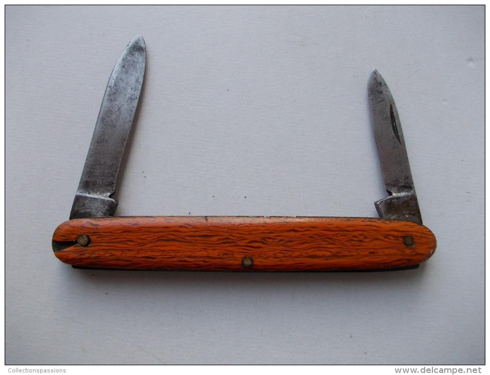 - Couteau. Canif - Ancien Couteau 2 Lames - - Knives