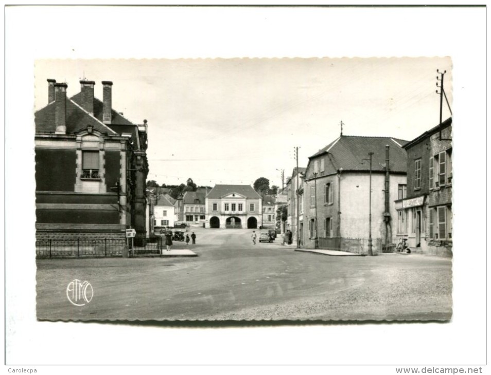 CP - SIGNY L ABBAYE (08) LA PLACE ARISTIDE BRIAND - Autres & Non Classés