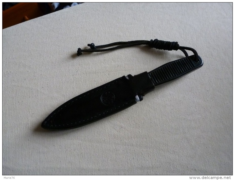 Dague De Botte D Officier Roumains Année 1950 - Knives/Swords