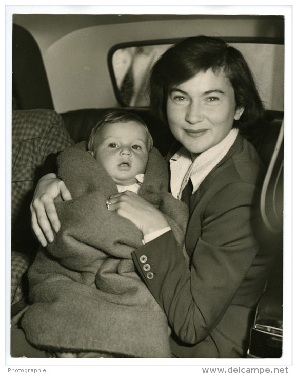 Natalie Newhouse Femme De Robert Newton Et Son Fils Nicholas Ancienne Photo De Presse 1951 - Famous People