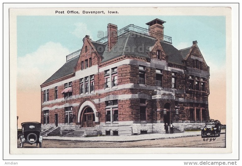 DAVENPORT IOWA ~ US POST OFFICE BUILDING ~ C1920s Vintage Postcard ~ Iowa [6015] - Davenport
