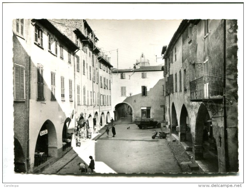 CP  BIOT (06) VIEUX VILLAGE PROVENCAL CELEBRE PAR SES POTERIES - Biot