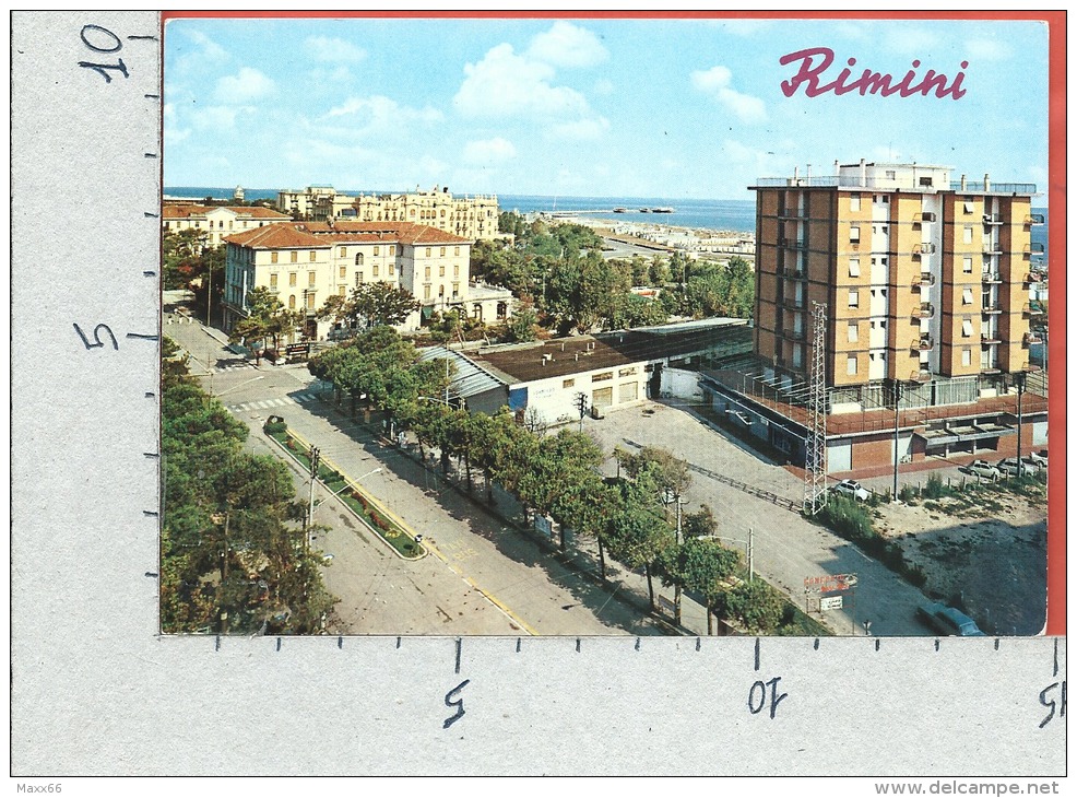 CARTOLINA VG ITALIA - RIMINI - Scorcio Panoramico - 10 X 15 - ANN. 1970 - Rimini