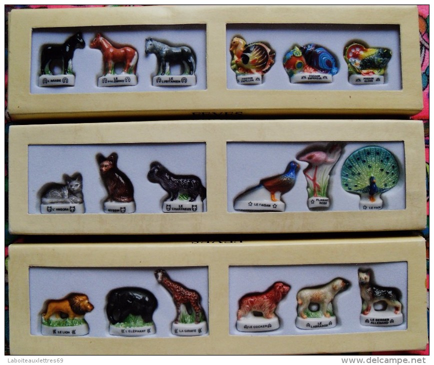 LOT 3 SERIES COMPLETES DE FEVES DE COLLECTION EDITIONS ATLAS - ANIMAUX -18 FEVES - Animaux