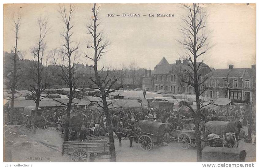 Bruay En Artois (La Buissière)    62      Le Marché - Altri & Non Classificati