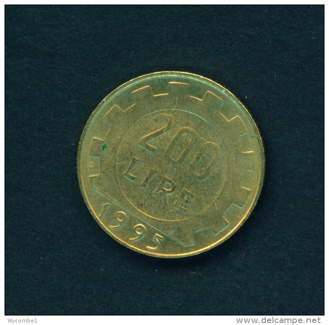 ITALY  -  1995  200l  Circulated Coin - 200 Lire