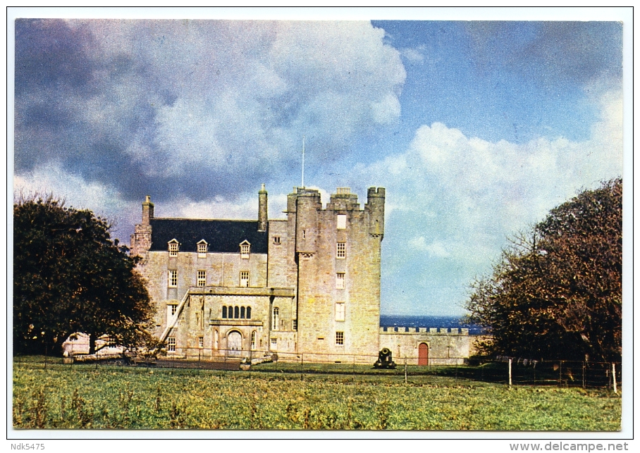 CASTLE OF MAY : THE QUEEN MOTHER'S RESIDENCE (10 X 15cms Approx.) - Caithness