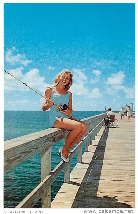 257651-Florida, Pensacola, Fiesta Of Five Flags Beauty Queen Fishing On Pier, Rudolph Back By Dexter Press No 20493-B - Pensacola