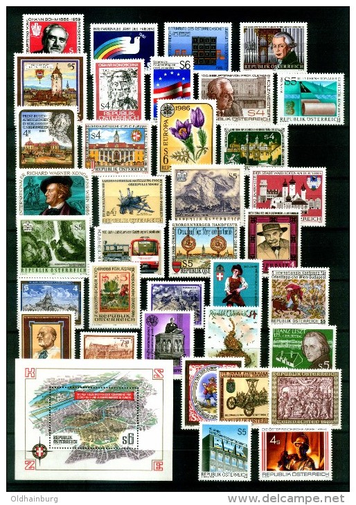 4170: Austria Collection 1979- 1992 in Album, mnh **, 14 years complete (Mi. 722.- €)