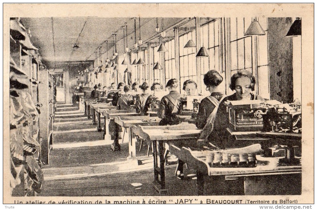 BEAUCOURT UN ATELIER DE VERIFICATION DE LA MACHINE A ECRIRE A "JAPY" - Beaucourt