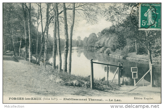 76 FORGES LES EAUX / Etablissement Thermal, Le Lac / - Forges Les Eaux