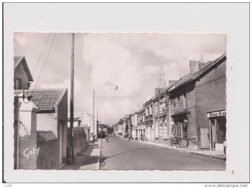 CPA - ST SAINT SEBASTIEN SUR LOIRE - Rue Maurice Daniel - Saint-Sébastien-sur-Loire