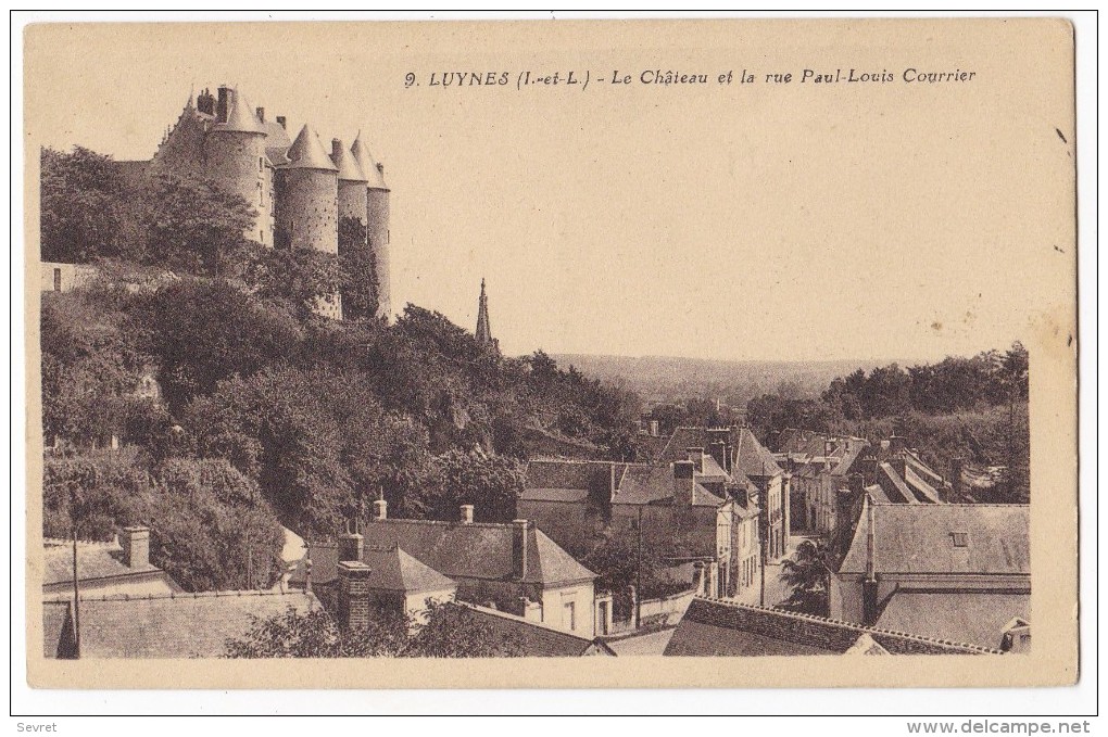 LUYNES. - Le Château Et La Rue Paul-Louis Courrier - Luynes