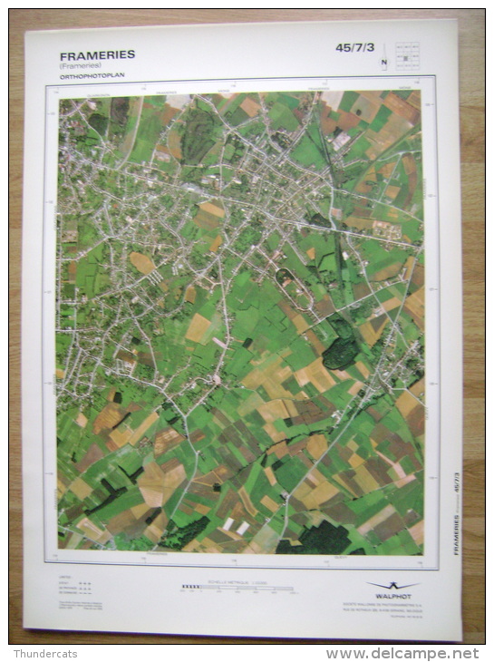 GRAND PHOTO VUE AERIENNE  66 Cm X 48 Cm De 1979  FRAMERIES - Mapas Topográficas