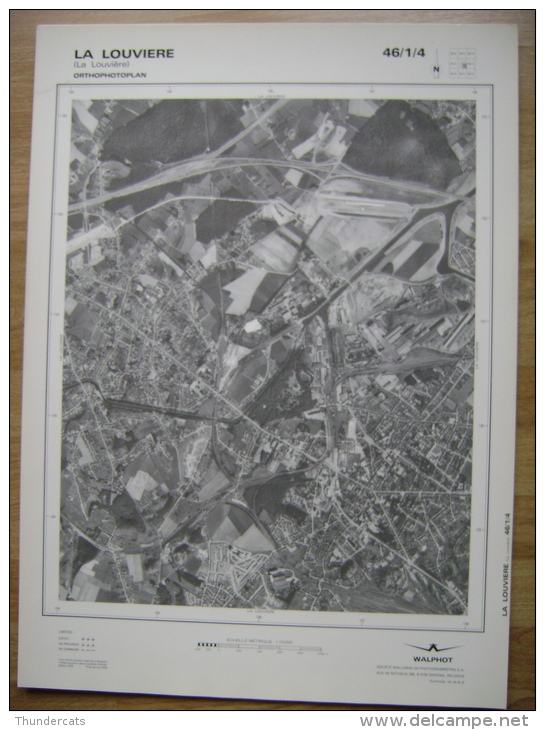 GRAND PHOTO VUE AERIENNE  66 Cm X 48 Cm De 1979  LA LOUVIERE - Mapas Topográficas